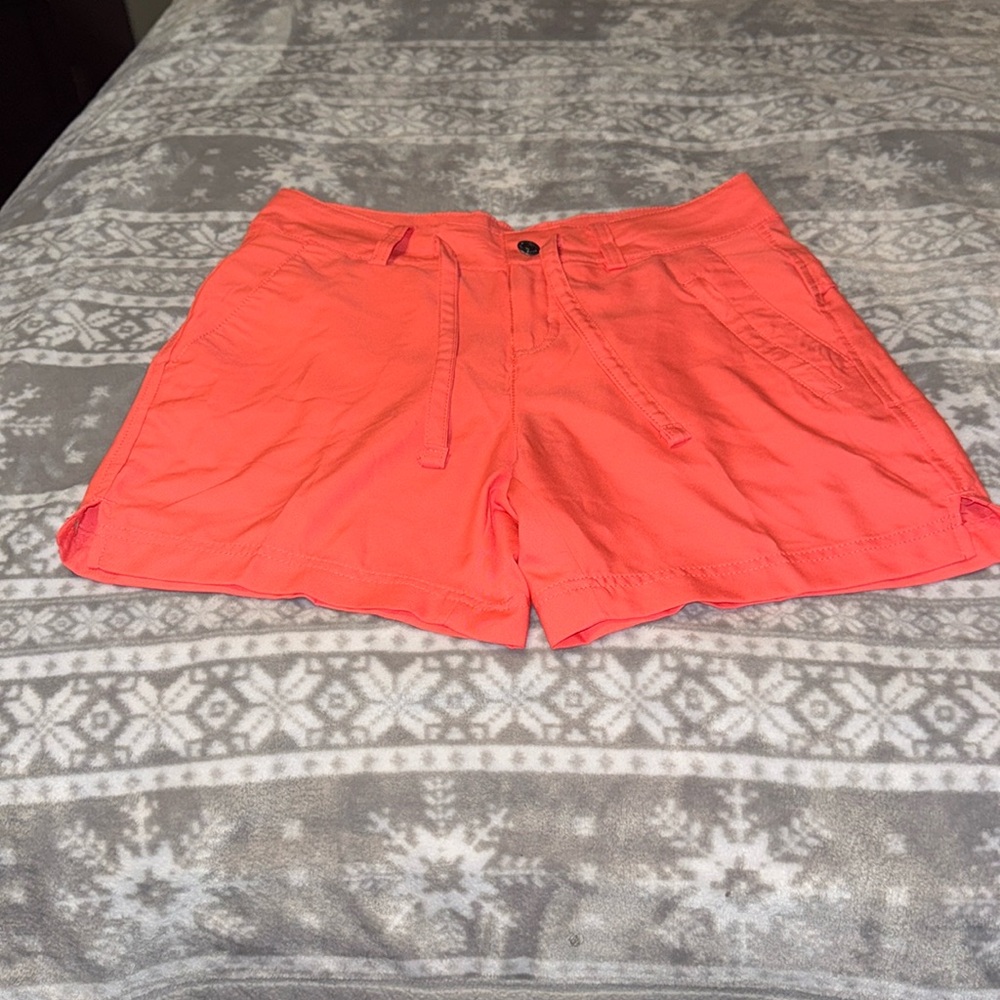Magellan Outdoors Shorts Women’s Sz XS Pink Coral Chino Mid Rise Lightweight